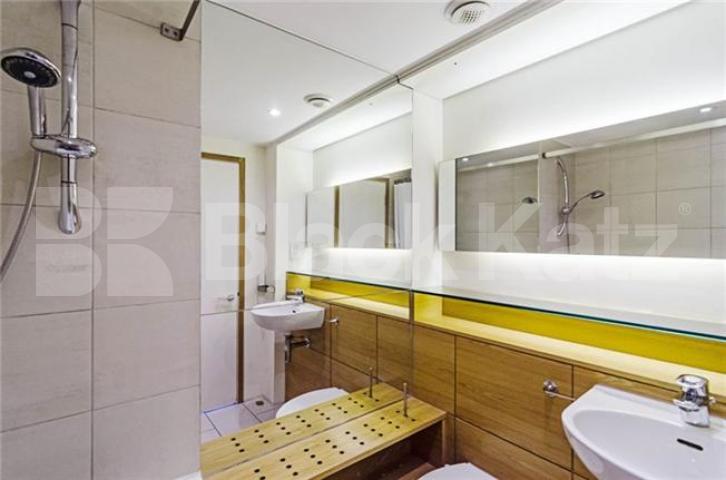 			MODERN 2 BEDROOM APARTMENT IN A PORTERED DEVELOPMENT, 2 Bedroom, 1 bath, 1 reception Flat			 Ice Wharf  , KINGS CROSS 